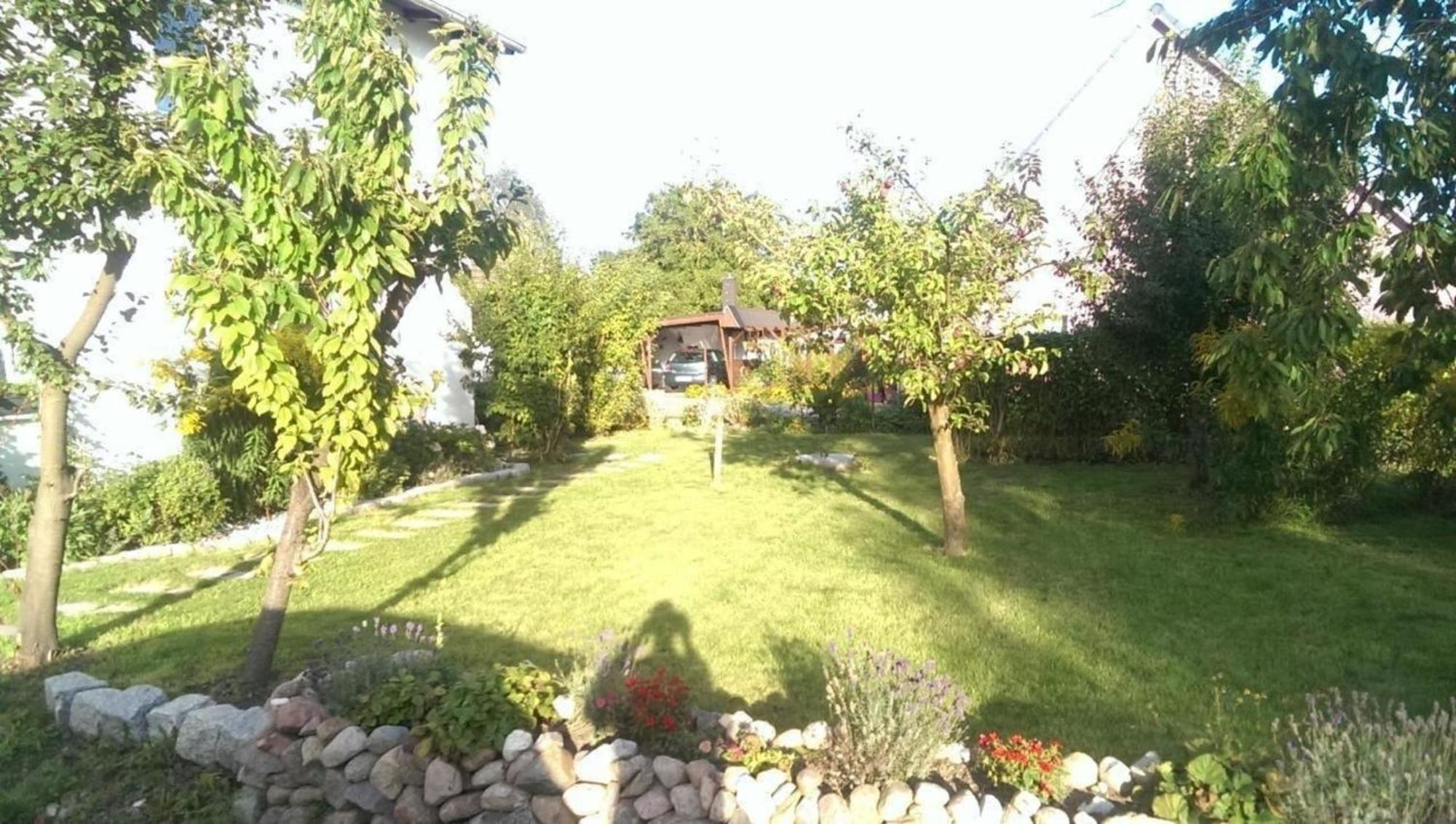 Familienfreundliche Wohnung In Vorland Mit Garten Ngoại thất bức ảnh
